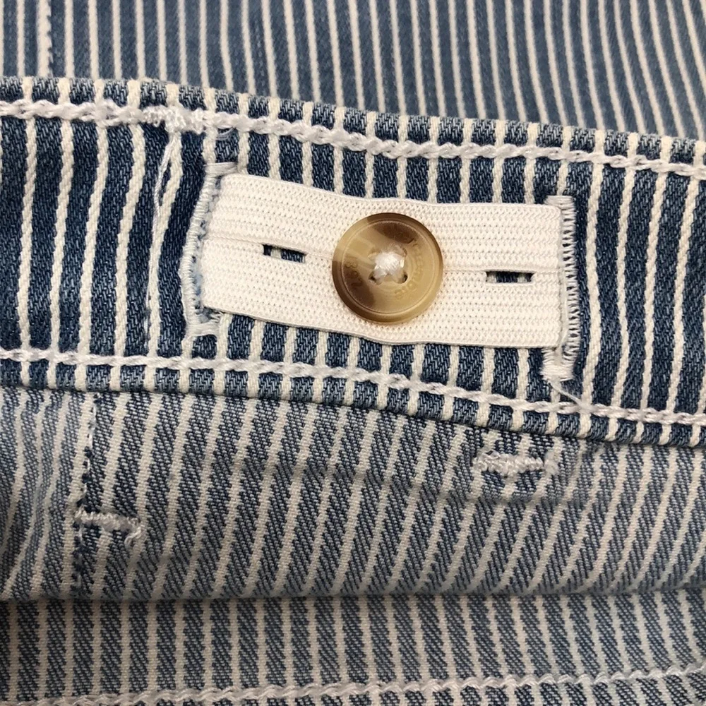 Abercrombie Kids Shorts Mid Rise Midi 13/14 Regular Blue & White Stripe Denim - Picture 10 of 15